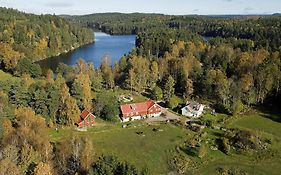 Finas Torpgård B&B